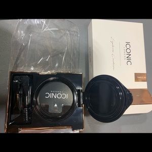 Iconic London Eyebrow Cushion